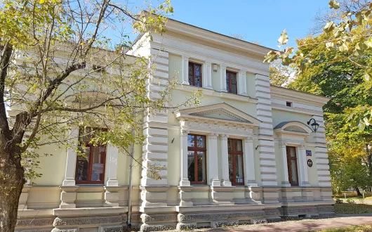 Budynek dziekanatu FTIMS