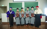 Uroczyste wręczenie dyplomów przez Dziekana i Rektora
